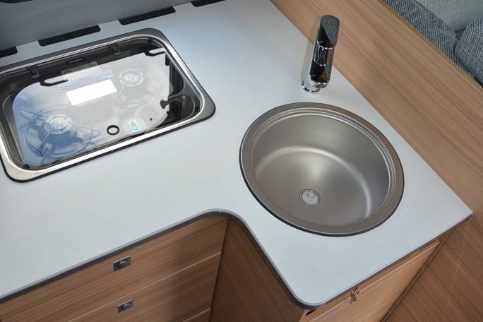 DETHLEFFS JUST 7052 EB